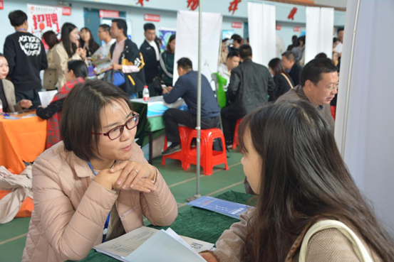 长江大学举办2020届师范类毕业生校园供需见面会